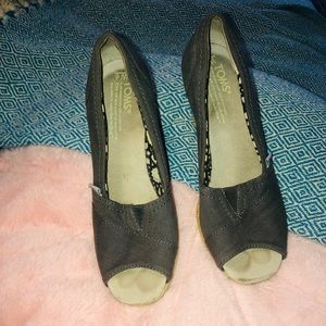 TOMS Sandals